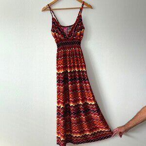 SHE'S COOL‎ Chevron Aztec Maxi Dress Size M
